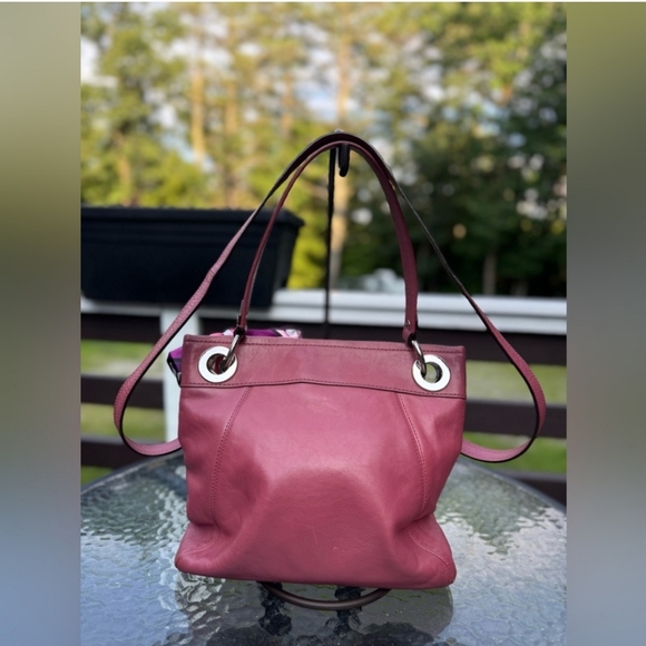 Coach Ashley Hippie EUC - Picture 8 of 12